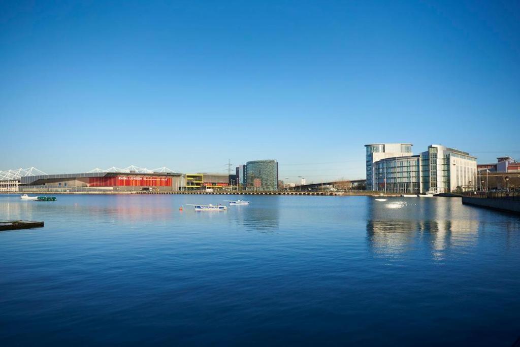 Apartamento Fully Furnished 2 Bedroom Canning Town Close To 02 Arena, Canary Wharf With Free Parking