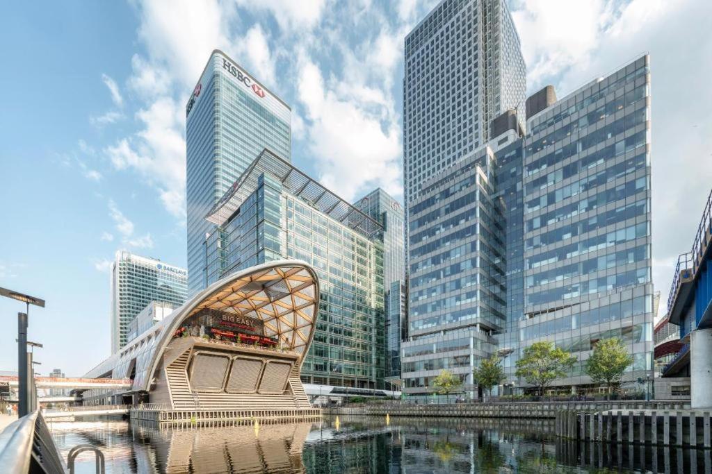 Fully Furnished 2 Bedroom Canning Town Close To 02 Arena, Canary Wharf With Free Parking Apartamento *